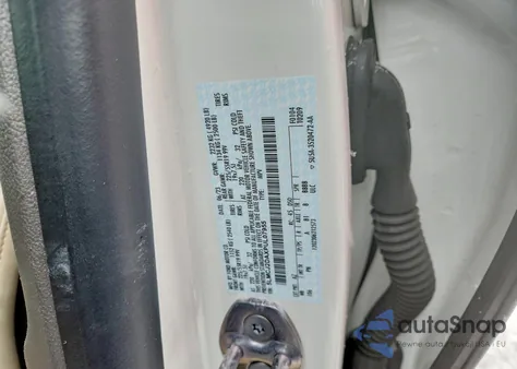 2023 Lincoln Corsair Reserve z USA, uszkodzony, nr VIN 5LMCJ2DAXPUL07955